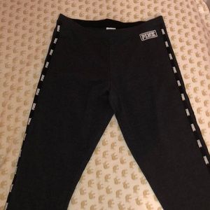 VS Pink ankle length leggings!!